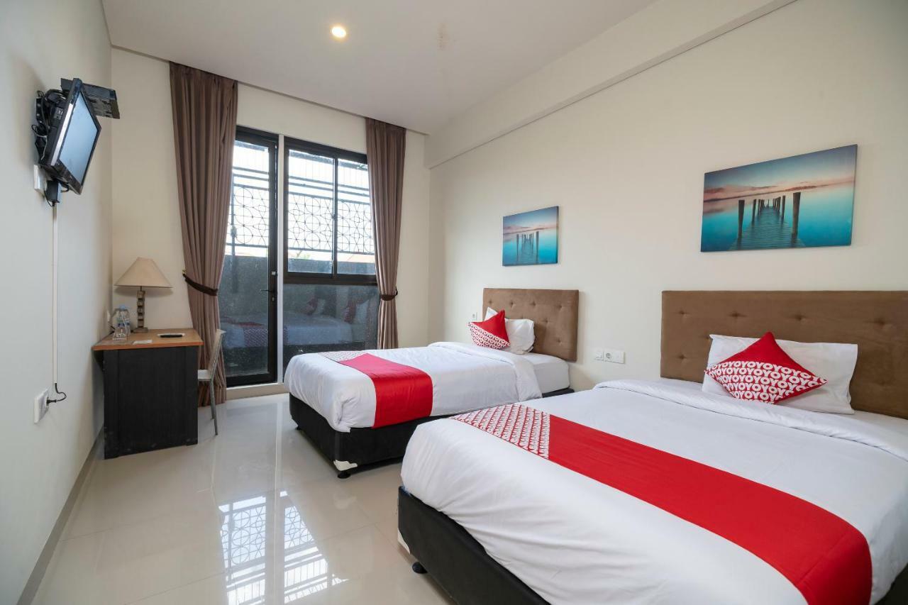 Oyo 697 Olivia Inn Denpasar Легіан Екстер'єр фото